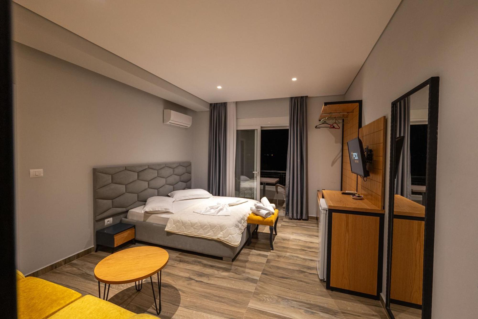 Sunkised Hotel Sarandë Exterior foto