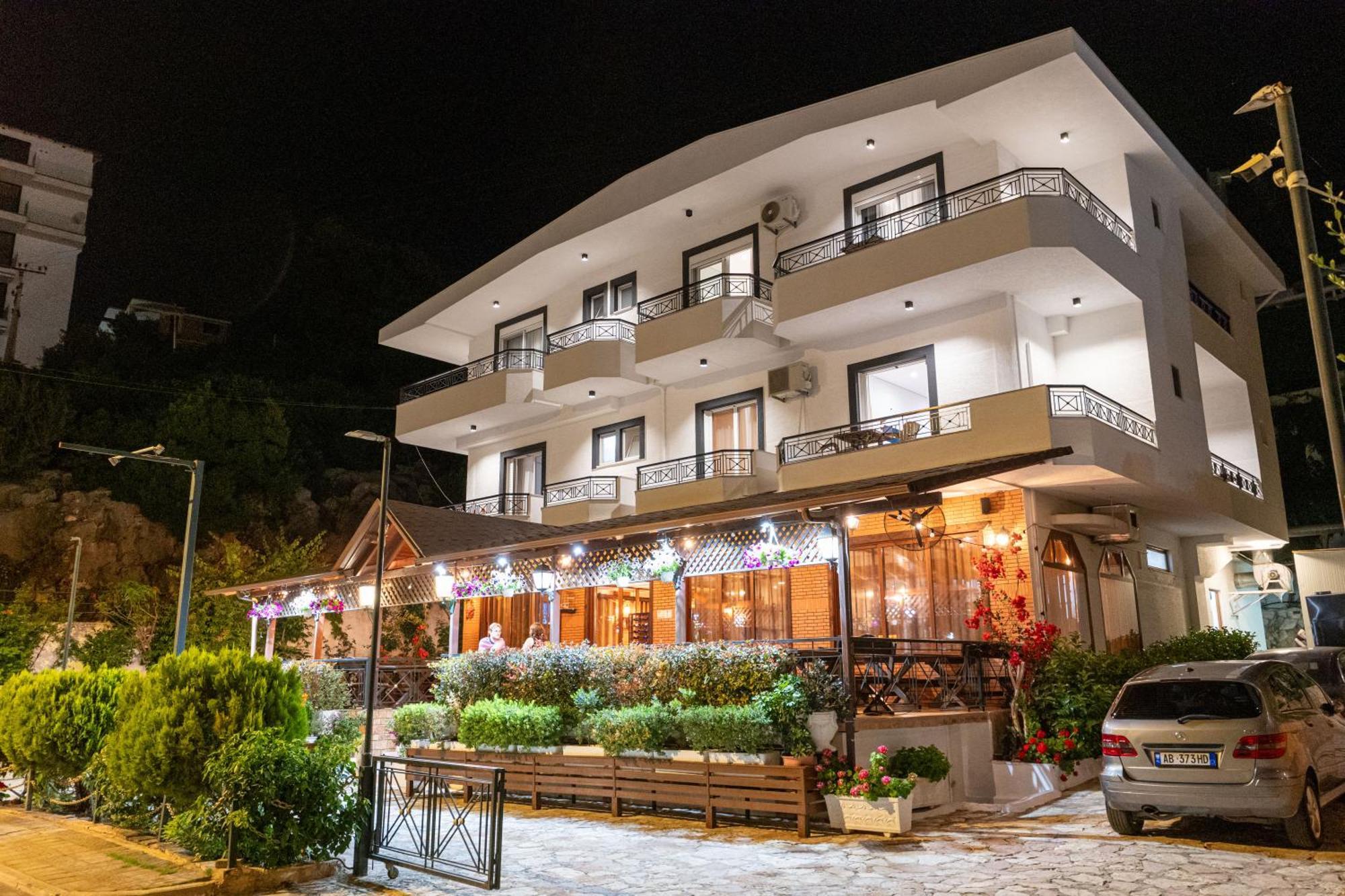 Sunkised Hotel Sarandë Exterior foto